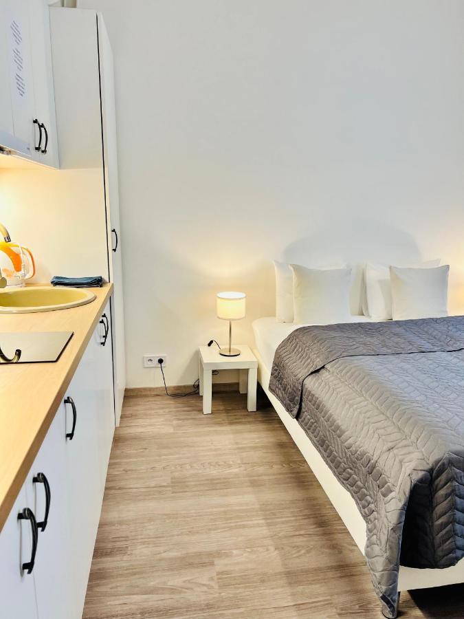 Maria Apartment Liben Prag Exterior foto